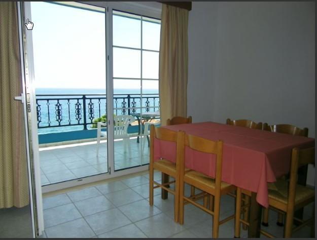 Cypriana Apartments Makrýgialos المظهر الخارجي الصورة